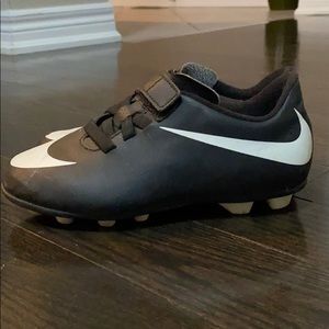 Kids Soccer shoes 👟⚽️